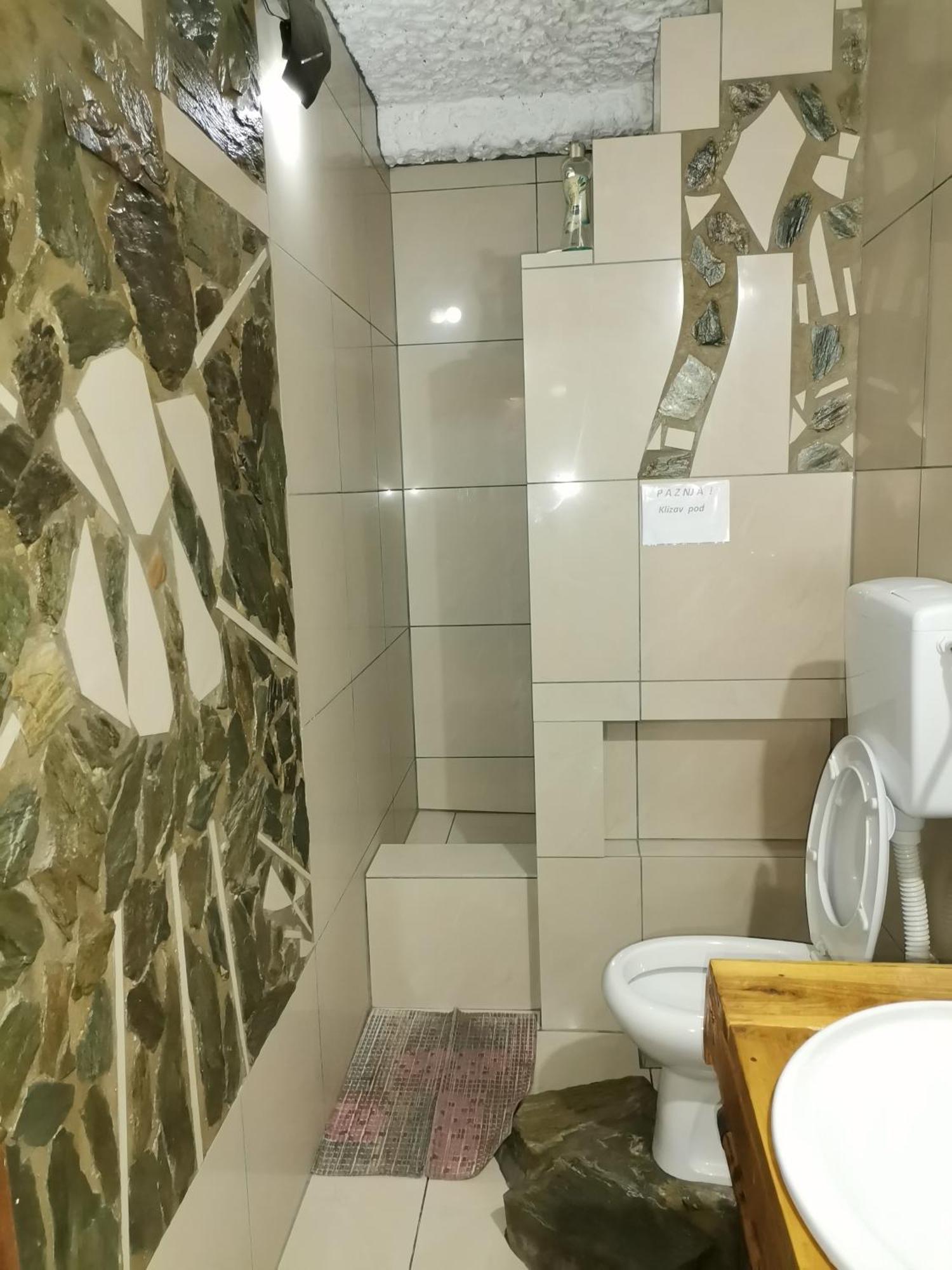 Apartmani Pinkum Veliko Gradište Exteriör bild